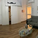 Apartment Flor De Lis 1 *