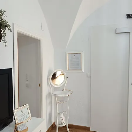 Apartment Flor De Lis 1 *