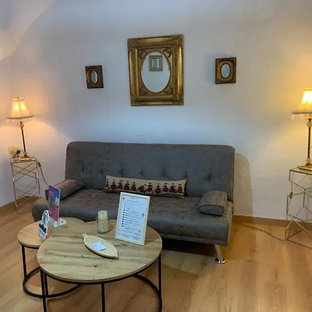 Flor De Lis 1 Apartment