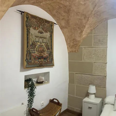 Apartment Flor De Lis 1 *