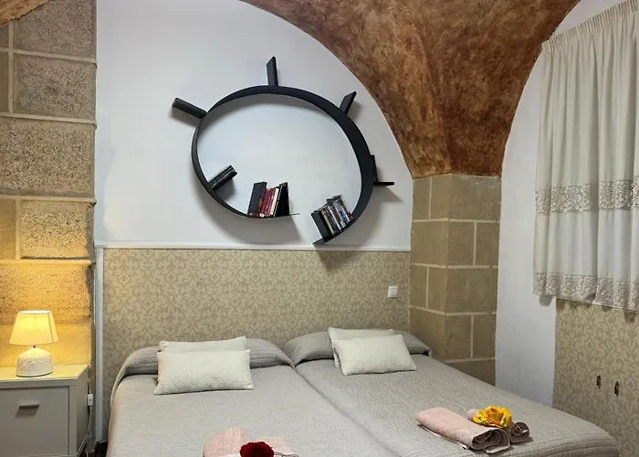 Flor De Lis 1 * Caces