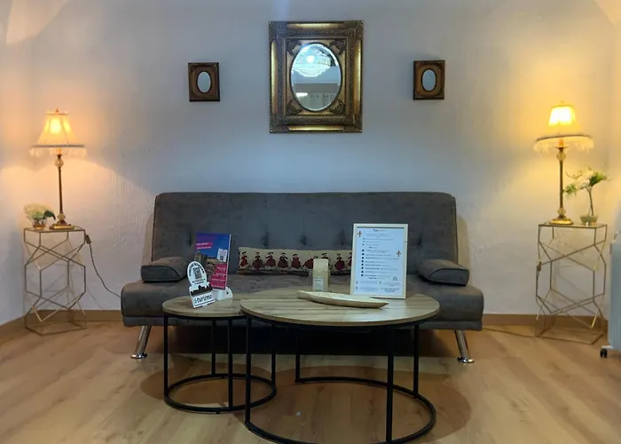 Апартаменты Flor De Lis 1